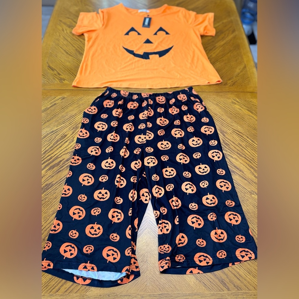 Zenbrile plus size Halloween Pumpkin Pajama Set nwt - Picture 1 of 8